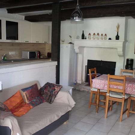 La Maison D'Odile Beaujeu-Saint-Vallier-et-Pierrejux Экстерьер фото